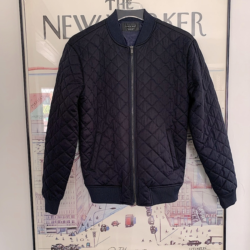 Zara navy diamond quilted bomber with pockets size Small